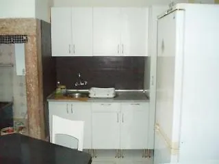 Local Private אכסניה