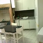 Local Private Хостел Лиссабон