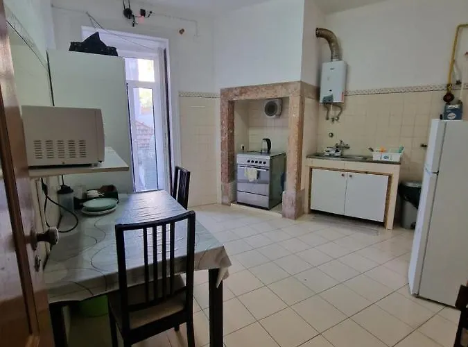 Local Private Albergue Lisboa