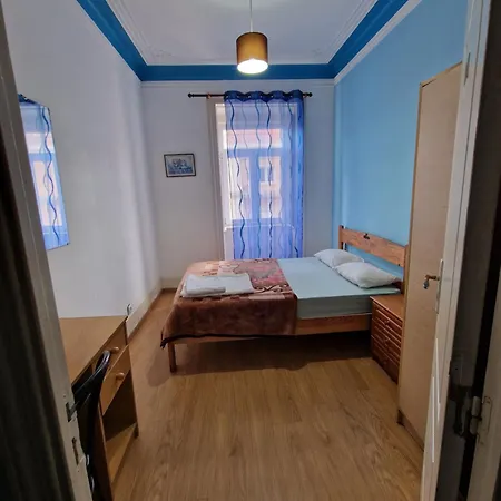 Local Private * Lizbona